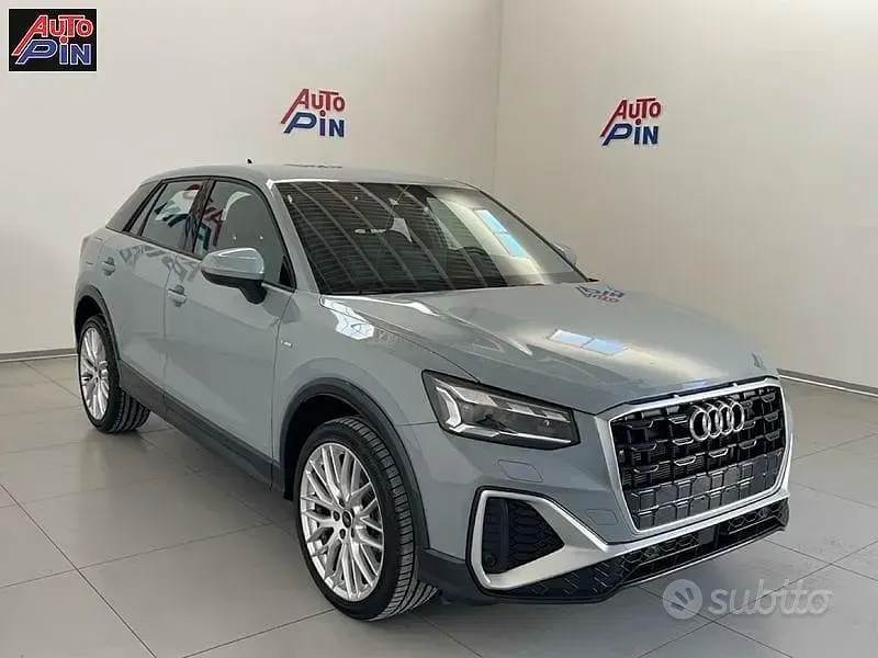 Usata Audi Q2 S-Line 150 CV (110 kW) 2025 Grigio SUV