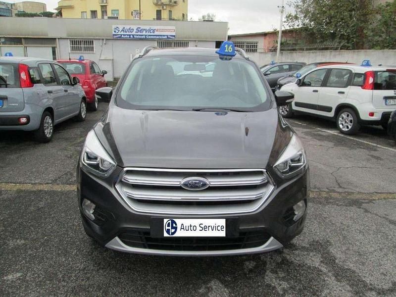 Grigio scuro metallizzato Usata 2019 Ford Kuga ST-Line SUV | 13.900 € (Buon prezzo) - Immagine 1/4