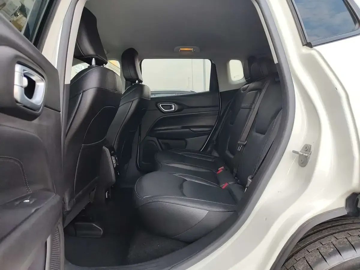 Usata Jeep Compass 179 CV (131 kW) 2023 Bianco SUV