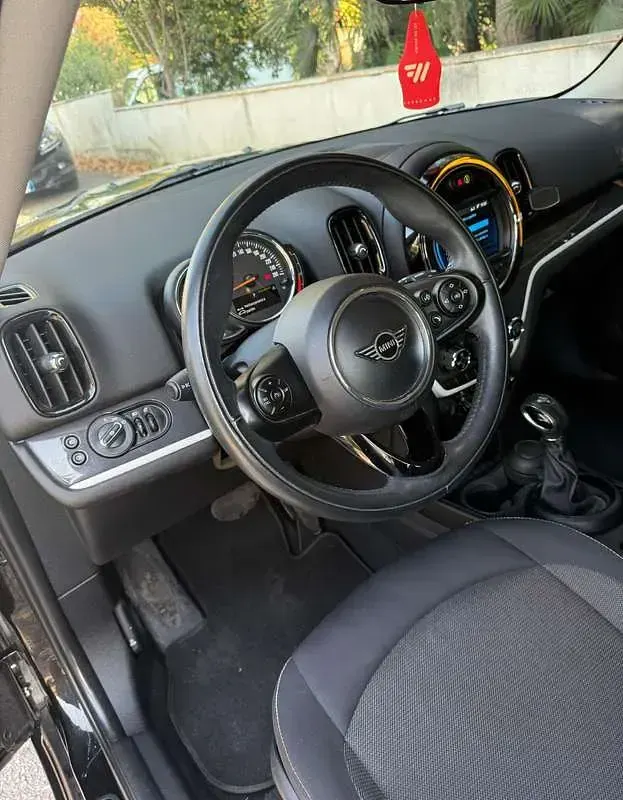 Usata Mini Countryman 136 CV (100 kW) 2019 Nero SUV