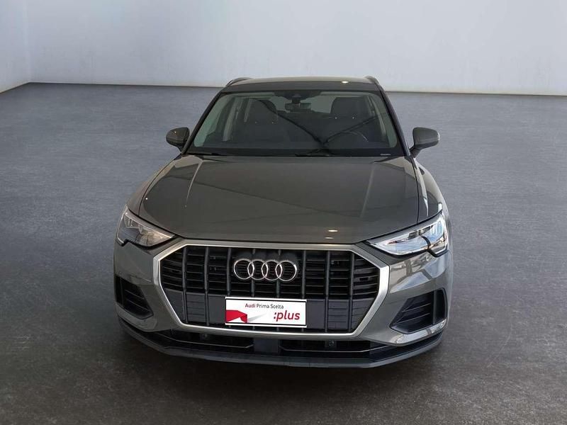 Grigio Usata 2022 Audi Q3 Business SUV | 29.300 € (Super prezzo) - Immagine 1/4