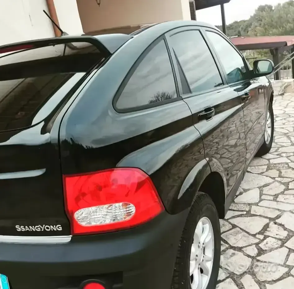 Usata SsangYong Actyon 141 CV (103 kW) 2008 Nero SUV