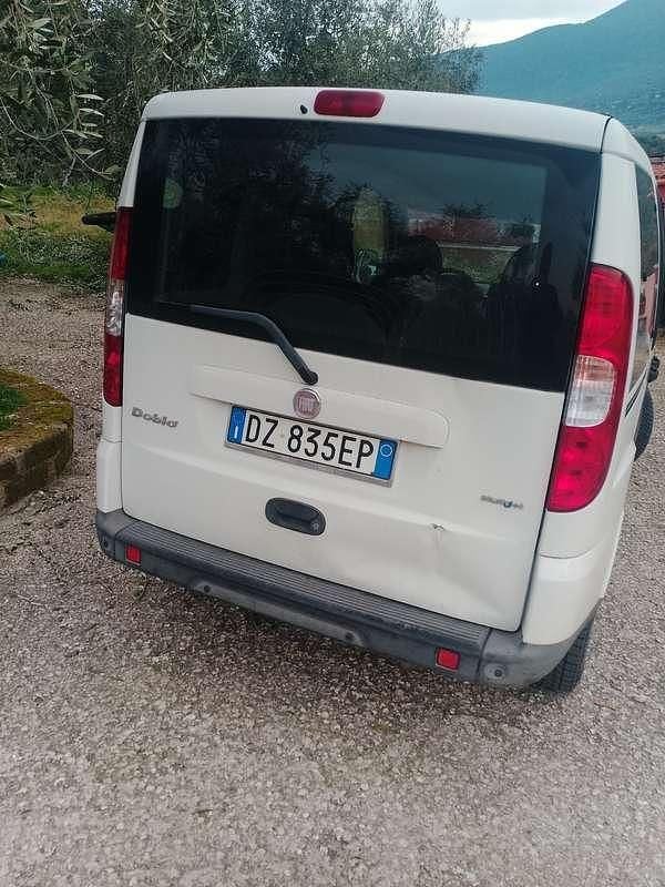 Usata Fiat Doblò Active 90 CV (66 kW) 2010 Monovolume