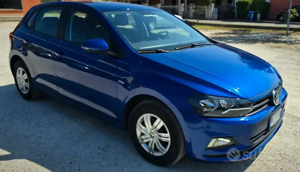 Usata VW Polo 75 CV (55 kW) 2018 Blu Utilitaria