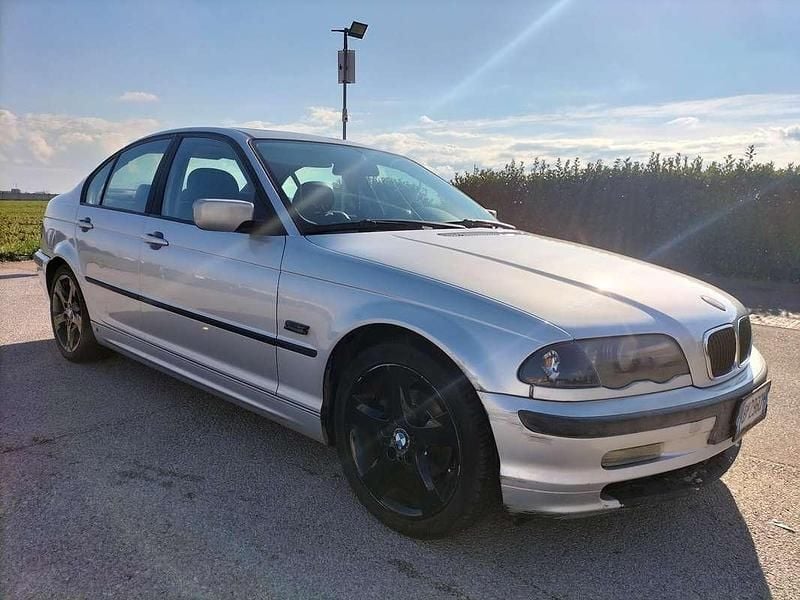Usata BMW 320 136 CV (100 kW) 2000 Berlina