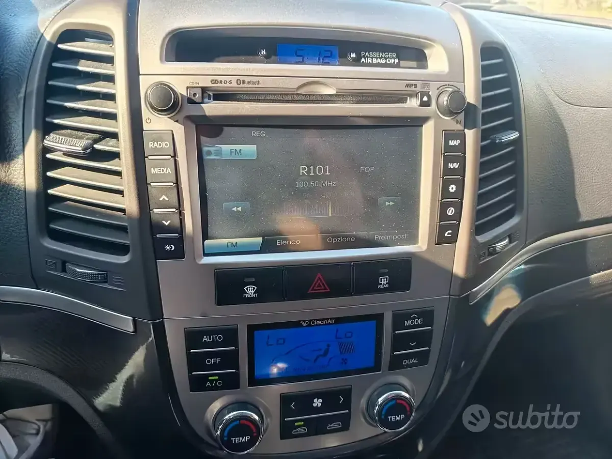 Usata Hyundai Santa Fe Style 197 CV (144 kW) 2011 Grigio SUV