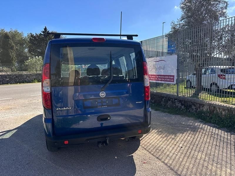 Occasion Fiat Doblò Family 85 ch (62 kW) 2006 Bleue Monospace