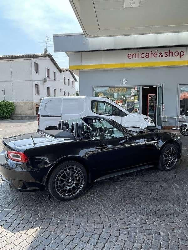 Usata Abarth 124 Spider 170 CV (125 kW) 2019 Nero Cabrio