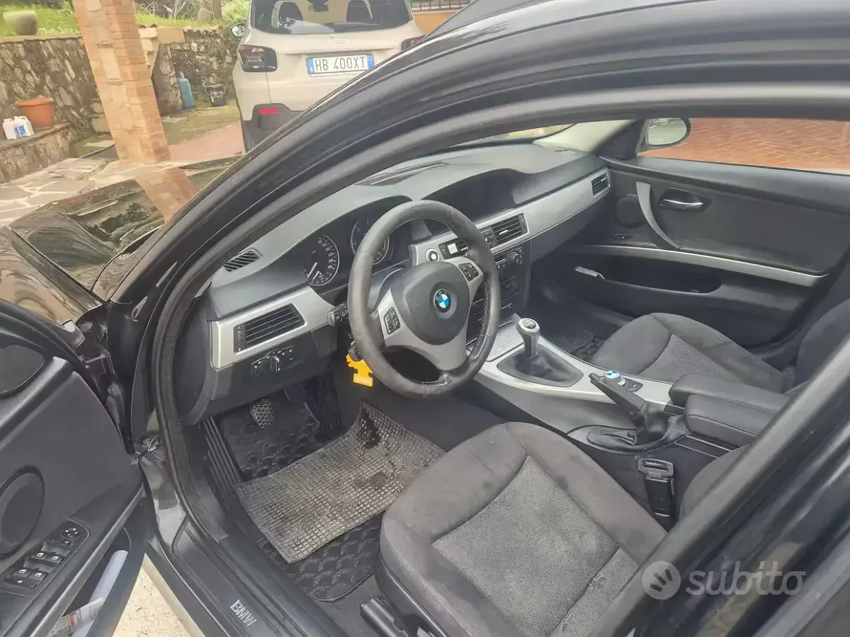 Usata BMW 320 177 CV (130 kW) 2007 Nero Station wagon
