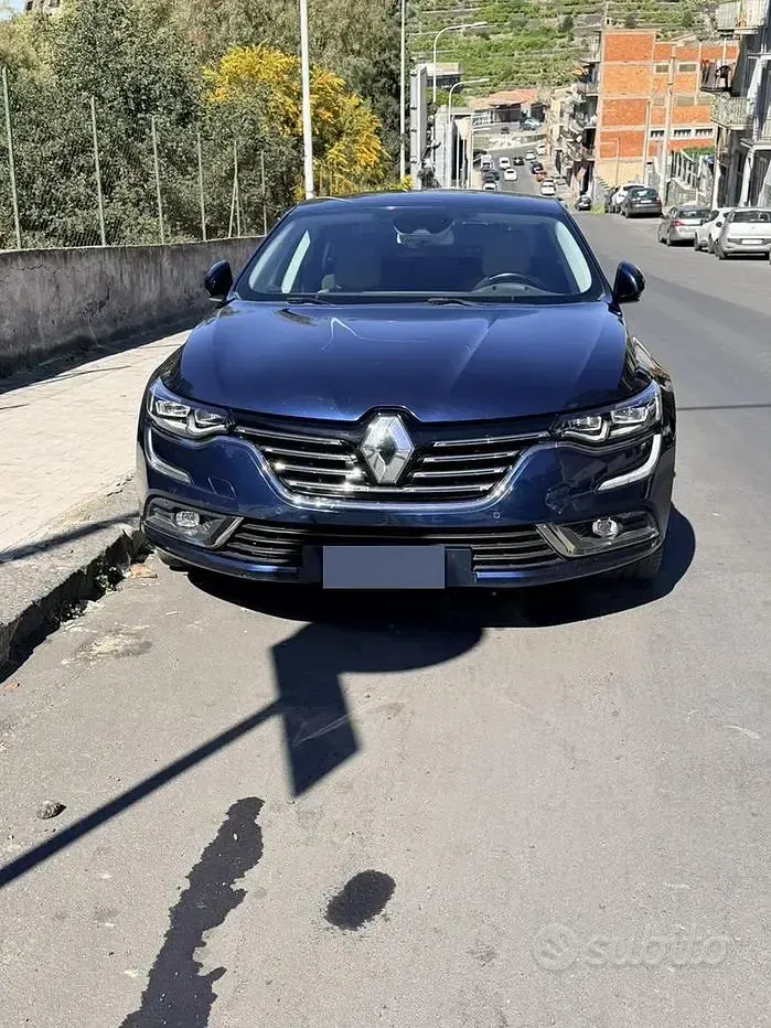 Käytetty Renault Talisman Initiale Paris 160 HP (117 kW) 2018 Sininen Sedan