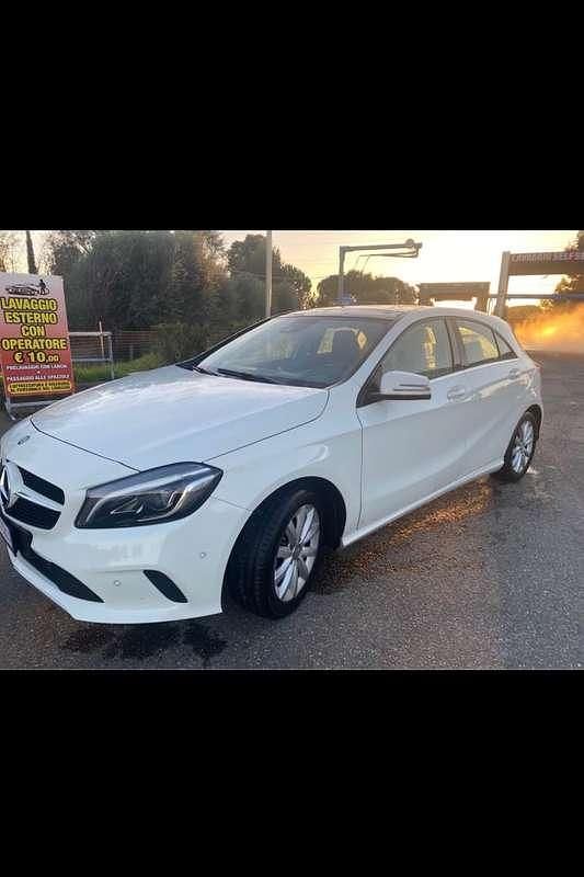 Usata Mercedes A180 Edition 109 CV (80 kW) 2016 Berlina