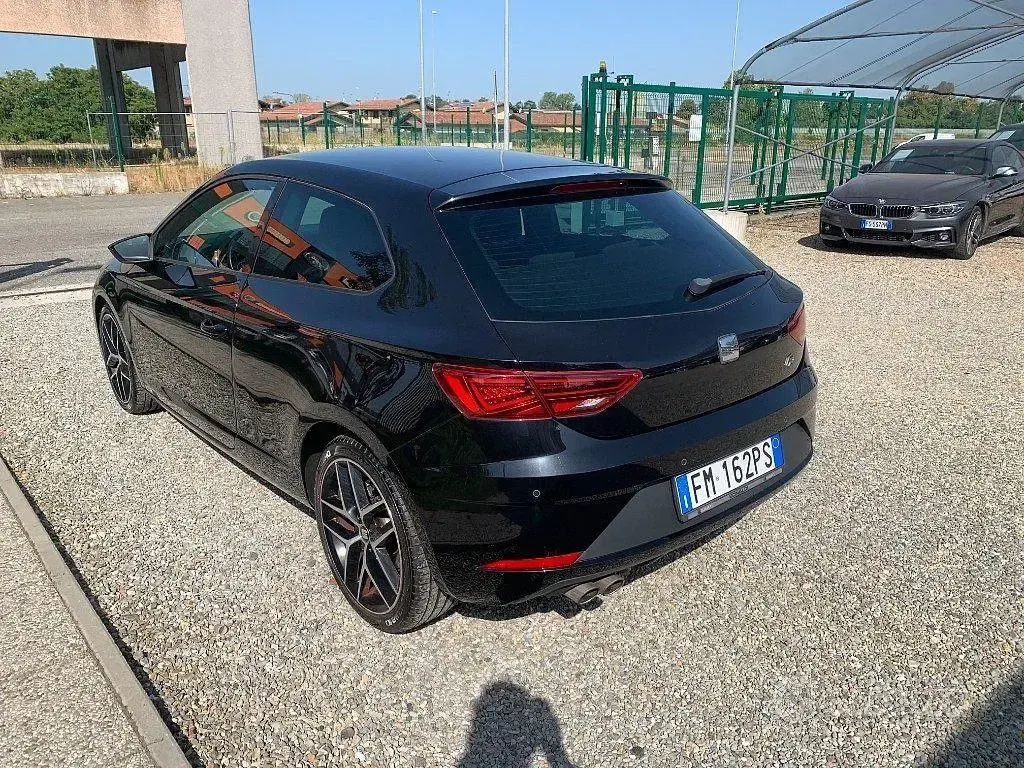 Usata Seat Leon FR 150 CV (110 kW) 2018 Nero Coupé