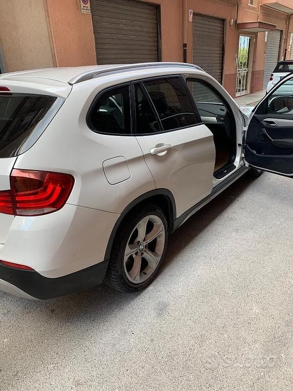 Usata BMW X1 143 CV (105 kW) 2011 Bianco SUV