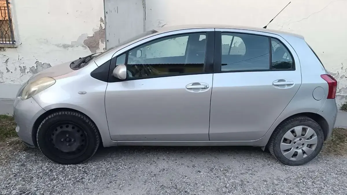 Usata Toyota Yaris 69 CV (50 kW) 2007 Utilitaria