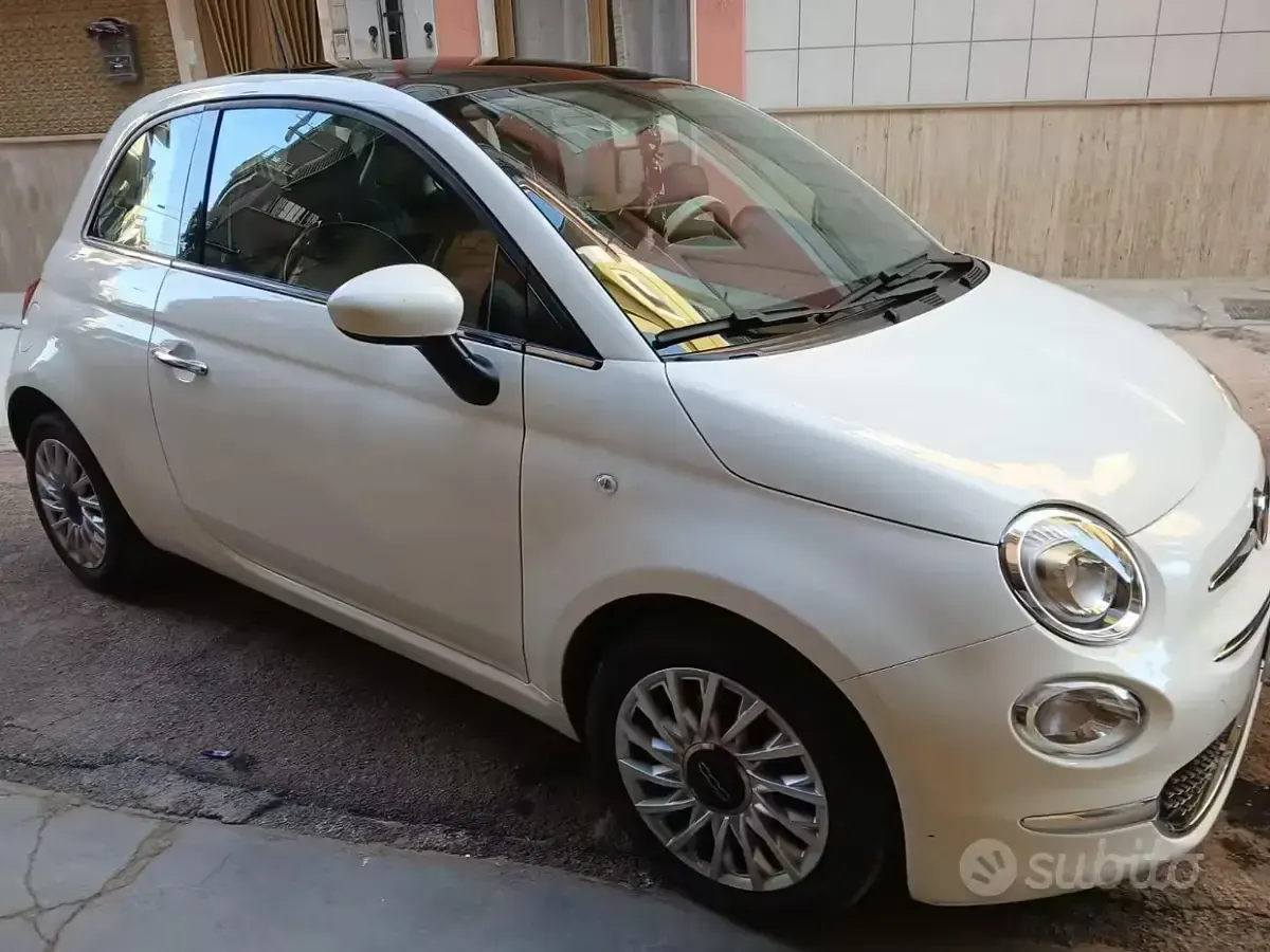 Usata Fiat 500 Lounge 105 CV (77 kW) 2017 Bianco Utilitaria