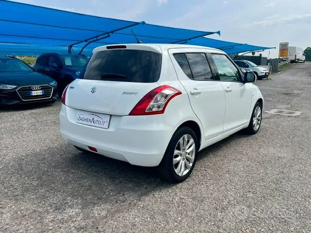 Usata Suzuki Swift 94 CV (69 kW) 2014 Bianco Utilitaria