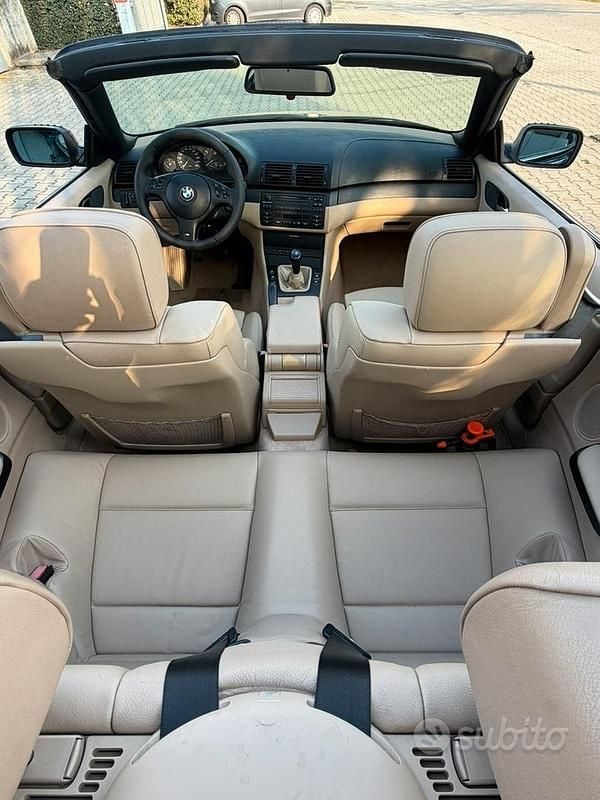 Usata BMW 320 Cabriolet Efficient Dynamics 170 CV (125 kW) 2002 Blu Cabrio