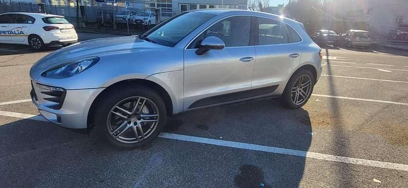 Usata Porsche Macan 250 CV (183 kW) 2014 Grigio SUV