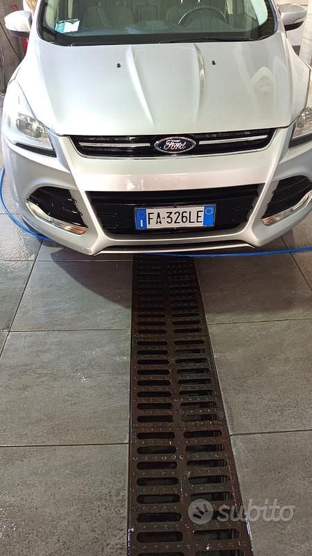 Usata Ford Kuga 150 CV (110 kW) 2015 SUV