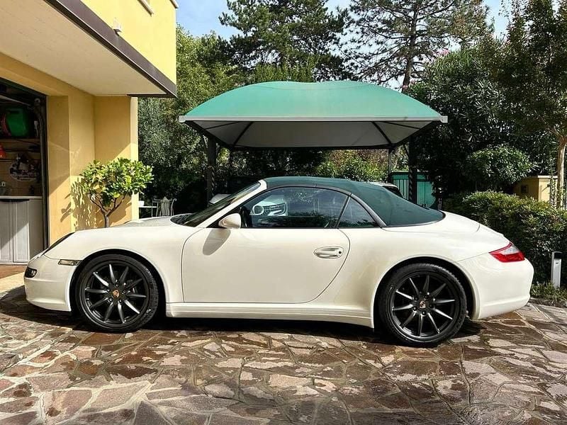 Usata Porsche 911 Carrera 4S Cabriolet 355 CV (261 kW) 2007 Bianco Cabrio