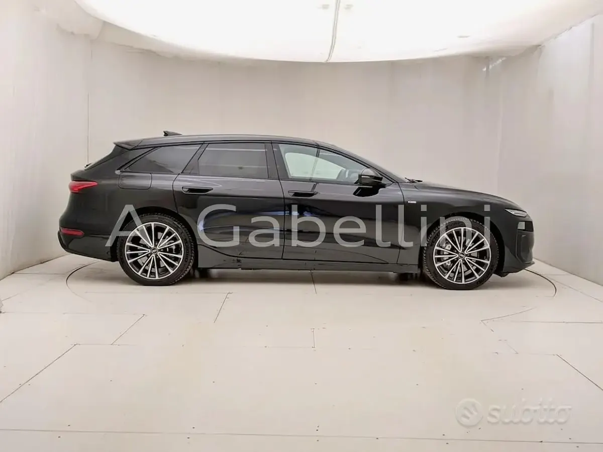 Usata Audi A6 e-tron S-Line 314 kW (428 CV) 2025 Nero Station wagon