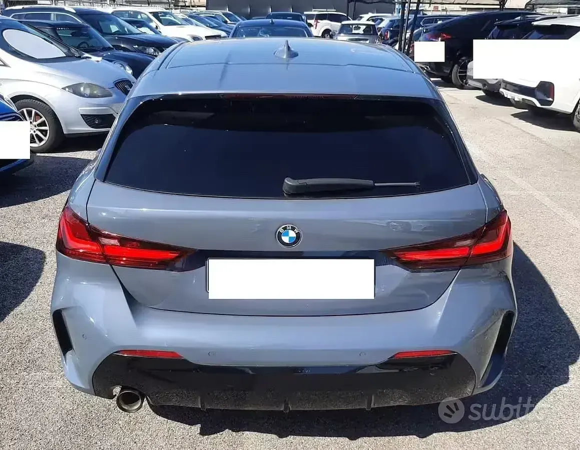 Usata BMW 116 M Sport 116 CV (85 kW) 2022 Grigio Utilitaria