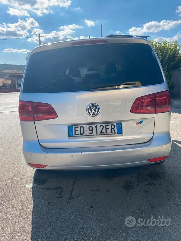 Usata VW Touran 2010 Grigio Monovolume