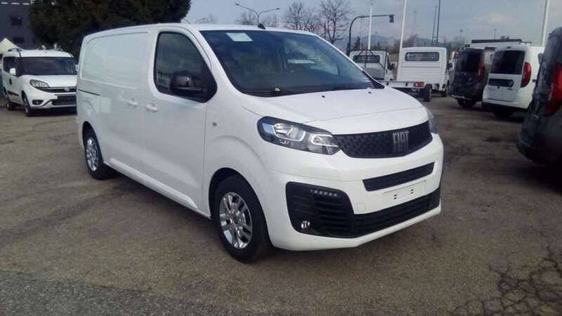 Bianco Usata 2023 Fiat Scudo Business Furgone | 26.950 € (Molto cara) - Immagine 1/4
