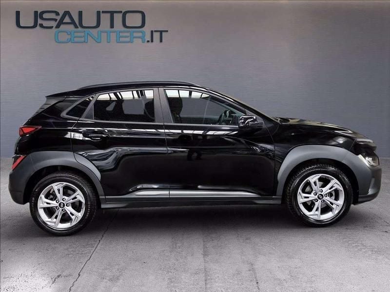 Gebraucht Hyundai Kona 120 PS (88 kW) 2021 Schwarz SUV