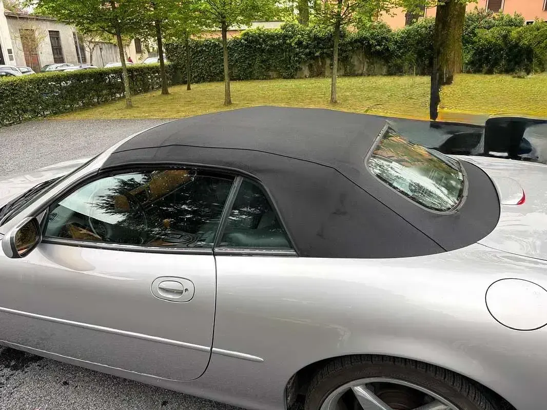 Usata Jaguar XKR 396 CV (291 kW) 2002 Cabrio