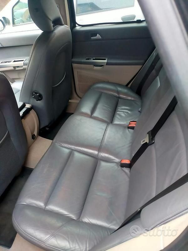 Usata Volvo V50 136 CV (100 kW) 2009 Grigio Station wagon