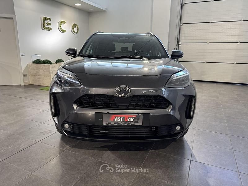 Usata Toyota Yaris Cross Trend 131 CV (96 kW) 2025 Grigio SUV