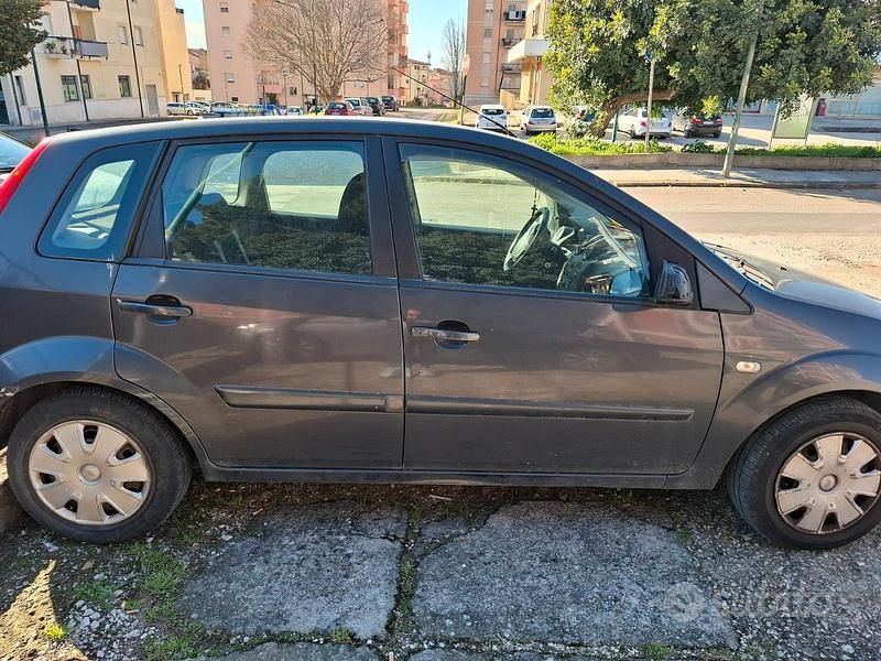 Usata Ford Fiesta 2007 Utilitaria