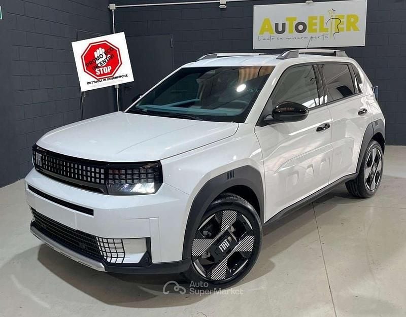 Nuova Fiat Grande Panda La Prima 101 CV (74 kW) 2026 Bianco gelato Utilitaria