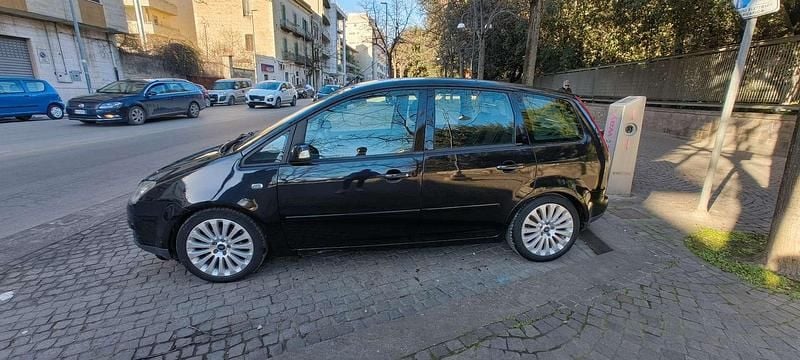 Usata Ford C-MAX Ghia 109 CV (80 kW) 2005 Monovolume