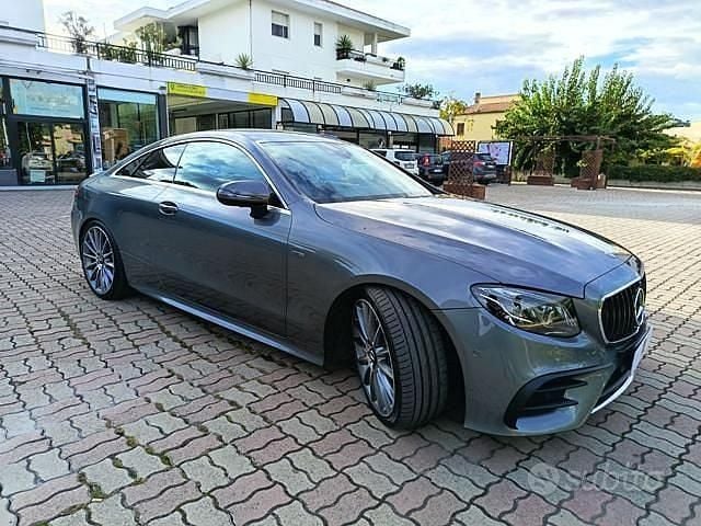 Usata Mercedes E220 Business 194 CV (142 kW) 2017 Grigio Coupé