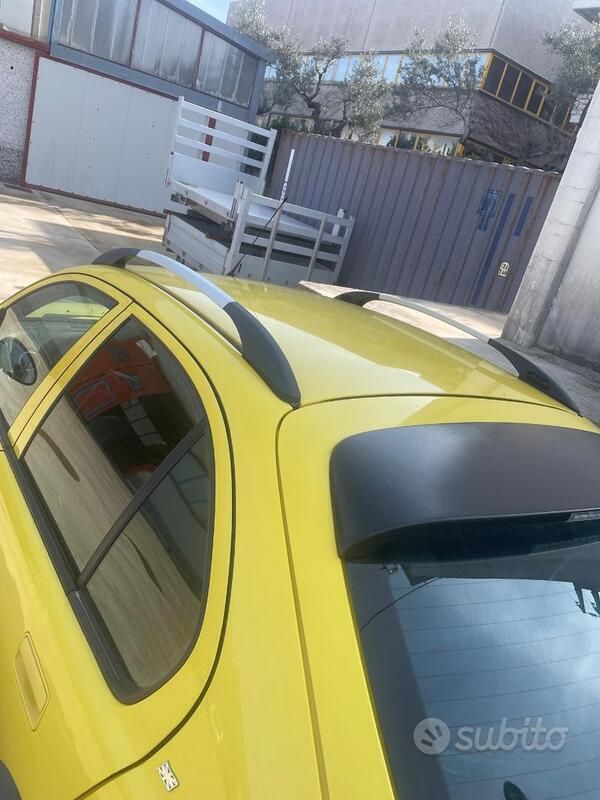 Giallo Usata 2006 Rover Streetwise Tre volumi | 1600 € - Immagine 1/4