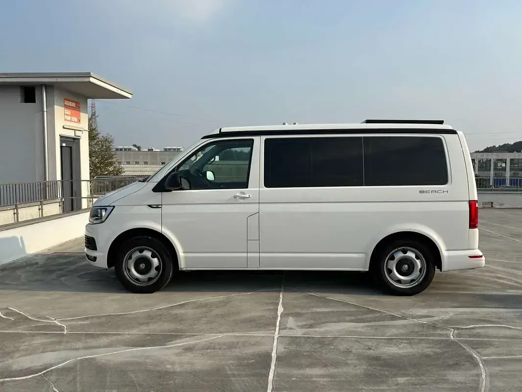 Occasion VW California Beach 150 ch (110 kW) 2018 Blanc Van