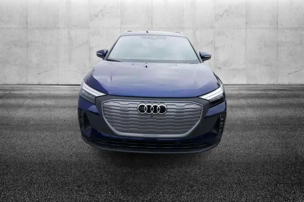 Usata Audi Q4 e-tron 69 kW (95 CV) 2023 Blu/azzurro SUV