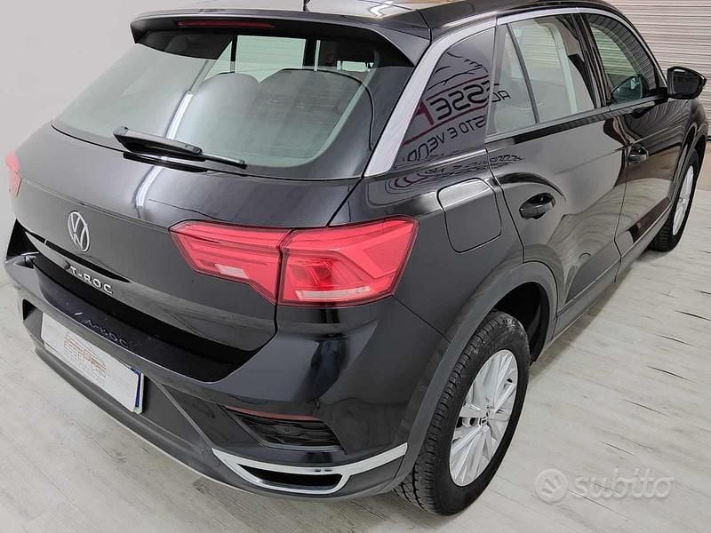 Usata VW T-Roc Style 110 CV (80 kW) 2021 Nero SUV