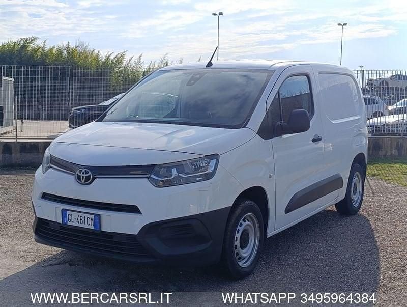 Usata Toyota Proace City Active 101 CV (74 kW) 2022 Bianco Monovolume