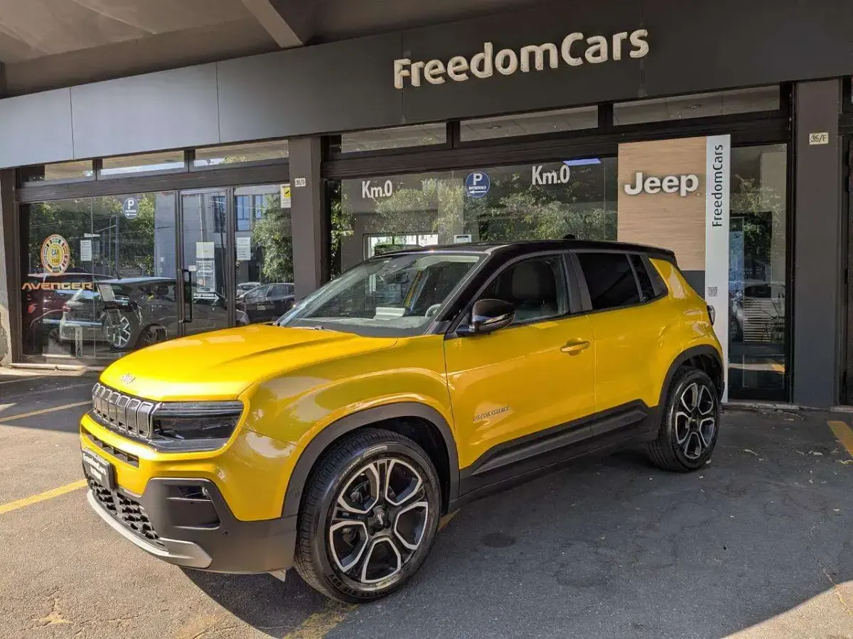 Usata Jeep Avenger Summit 101 CV (74 kW) 2023 Giallo + tetto nero SUV