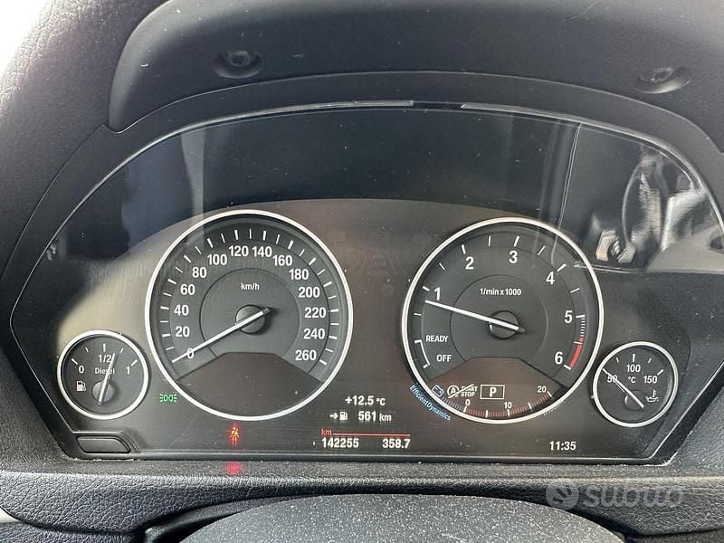 Usata BMW 320 Advantage 190 CV (139 kW) 2017 Blu Station wagon
