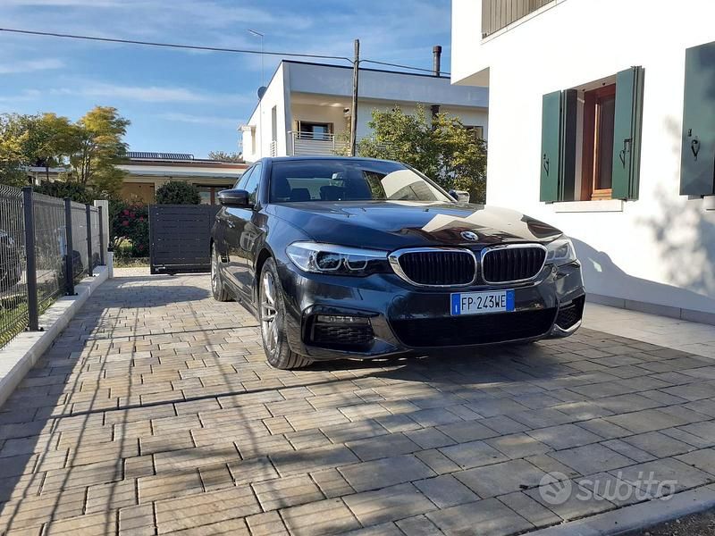 Usata BMW 518 M Sport 150 CV (110 kW) 2018 Grigio Berlina