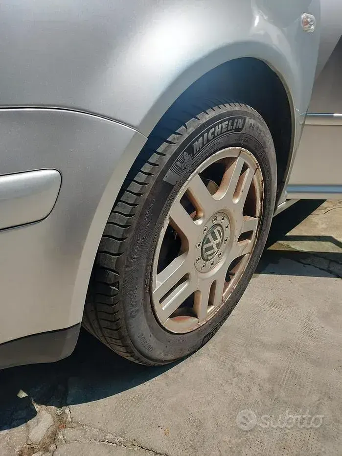Usata VW Golf IV Comfortline 101 CV (74 kW) 2002 Grigio Berlina