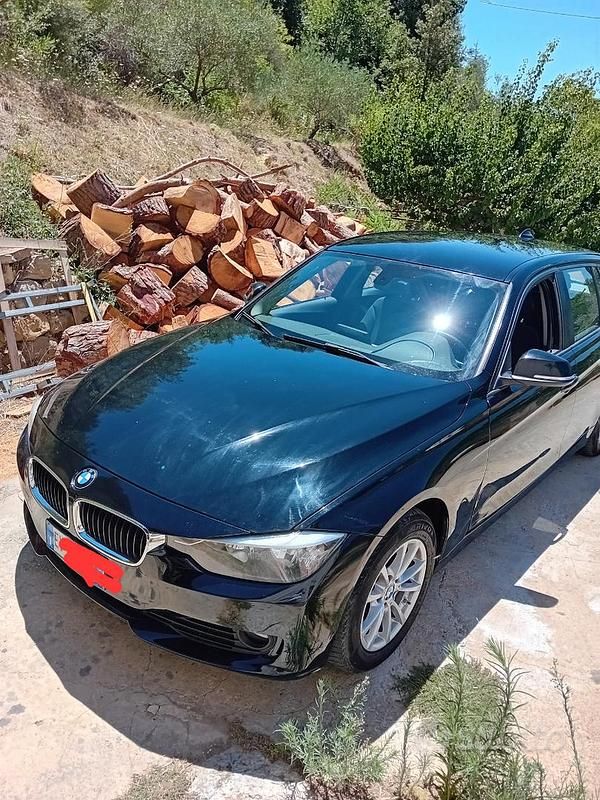 Usata BMW 318 150 CV (110 kW) 2015 Nero Station wagon