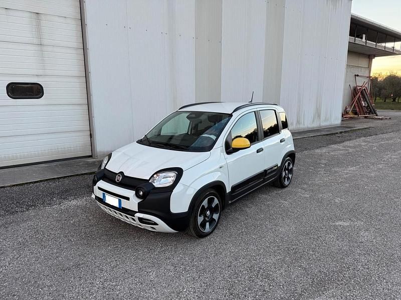 Usata Fiat Panda S 70 CV (51 kW) 2025 Bianco Utilitaria
