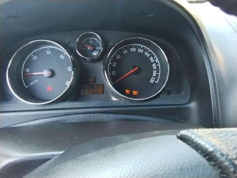 Usata Opel Antara Edition+ 150 CV (110 kW) 2011 SUV