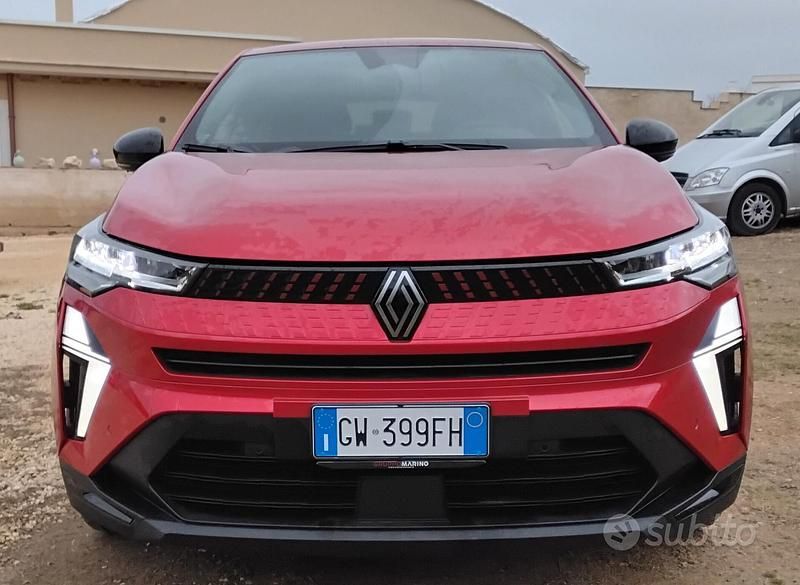 Usata Renault Captur Evolution 101 CV (74 kW) 2024 Rosso SUV