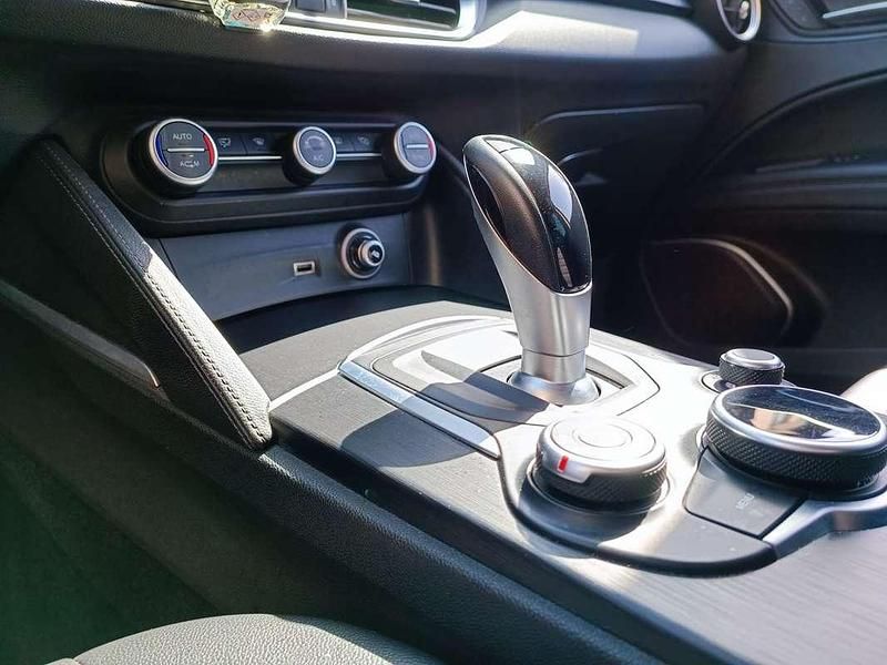 Usata Alfa Romeo Stelvio Executive 179 CV (131 kW) 2018 SUV